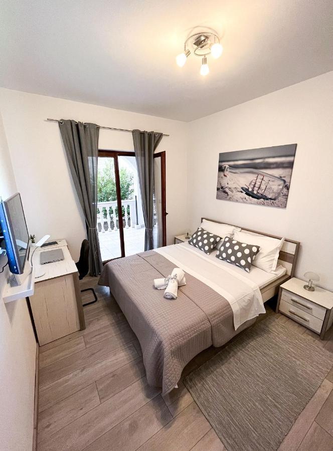 Apartments T&T トロギール エクステリア 写真