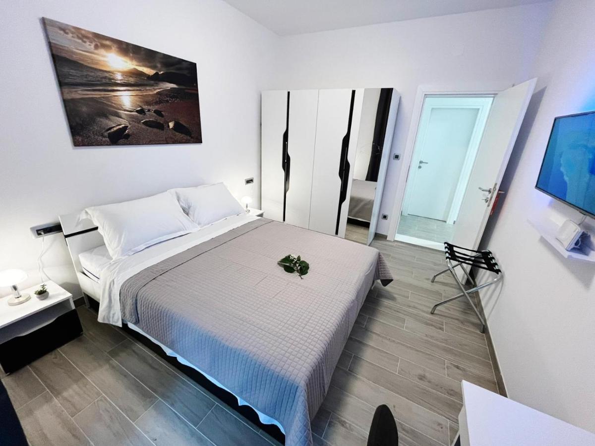 Apartments T&T トロギール エクステリア 写真