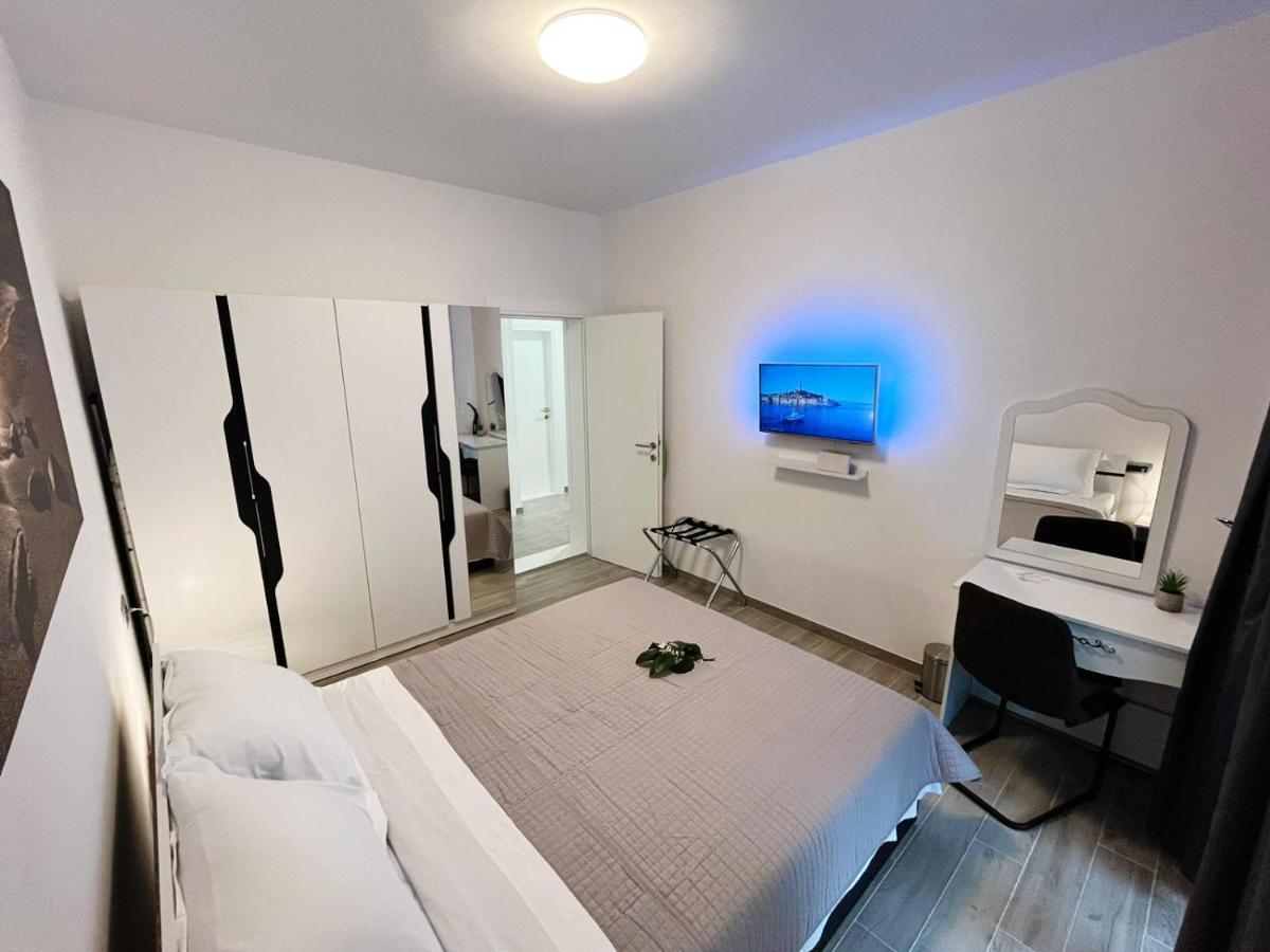 Apartments T&T トロギール エクステリア 写真