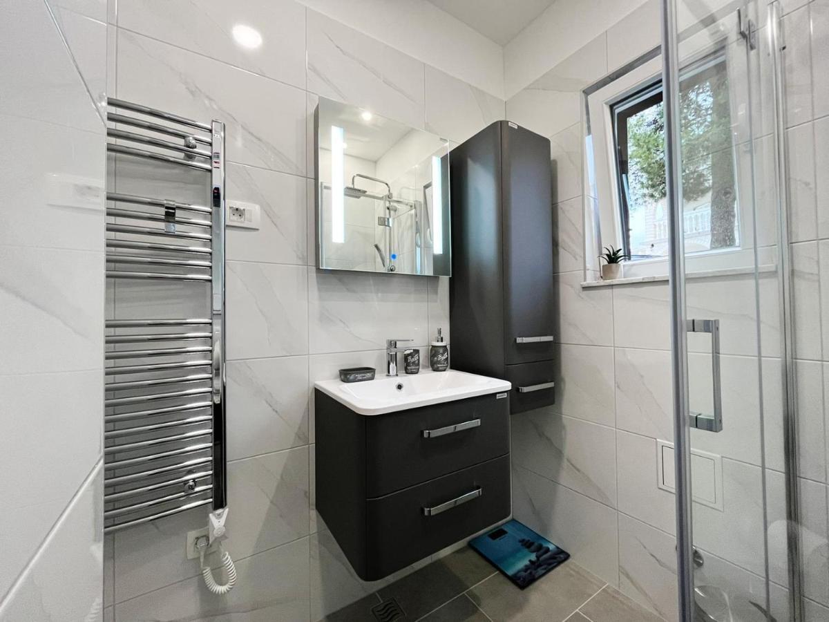 Apartments T&T トロギール エクステリア 写真